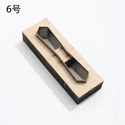Leather Cutting Mould Zipper, Leather Tool Bag Chain Template, DIY Wooden Punching ,Handcraft Bag Straps Cutting Die